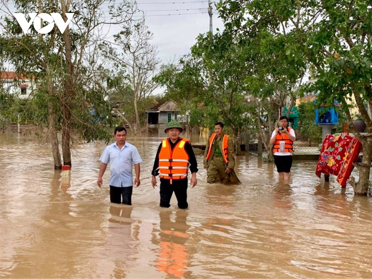 phó thủ tướng trịnh Đình dũng không chủ quan kể cả khi bão đã tan hình ảnh 4 pho thu tuong trinh Dinh dung khong chu quan ke ca khi bao da tan hinh anh 4