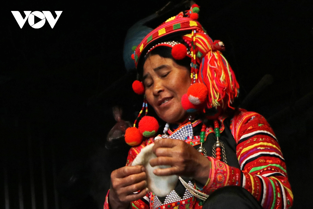 Doc dao tet co truyen cua nguoi ha nhi noi thuong nguon song Da hinh anh 11