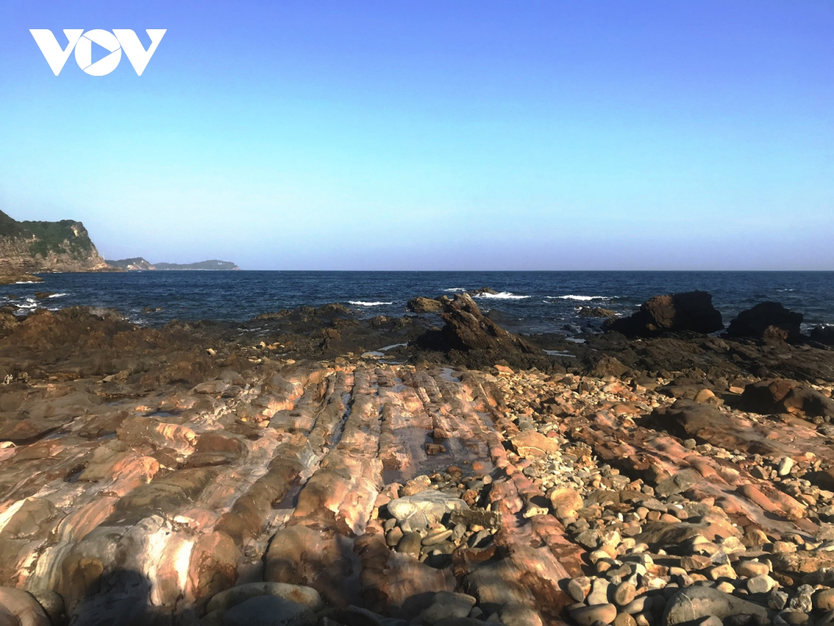 ky vi bai da mong rong tren dao co to hinh anh 5