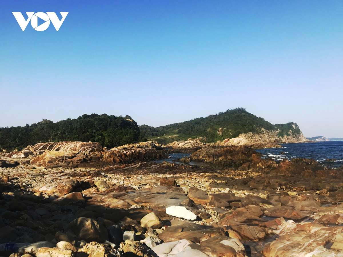 ky vi bai da mong rong tren dao co to hinh anh 4