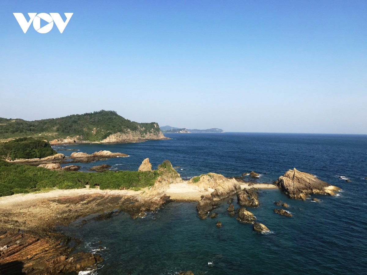 ky vi bai da mong rong tren dao co to hinh anh 2