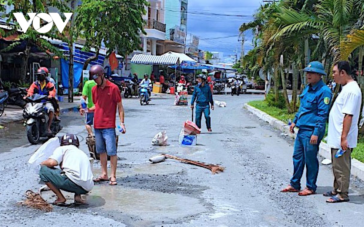 ca mau tang cuong phong chong dich sau ngap lut keo dai hinh anh 1