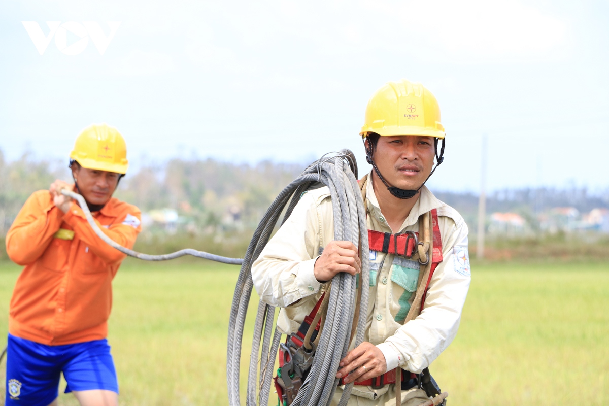 xu ly xong su co duong day 110kv quang ngai tu nghia hinh anh 4