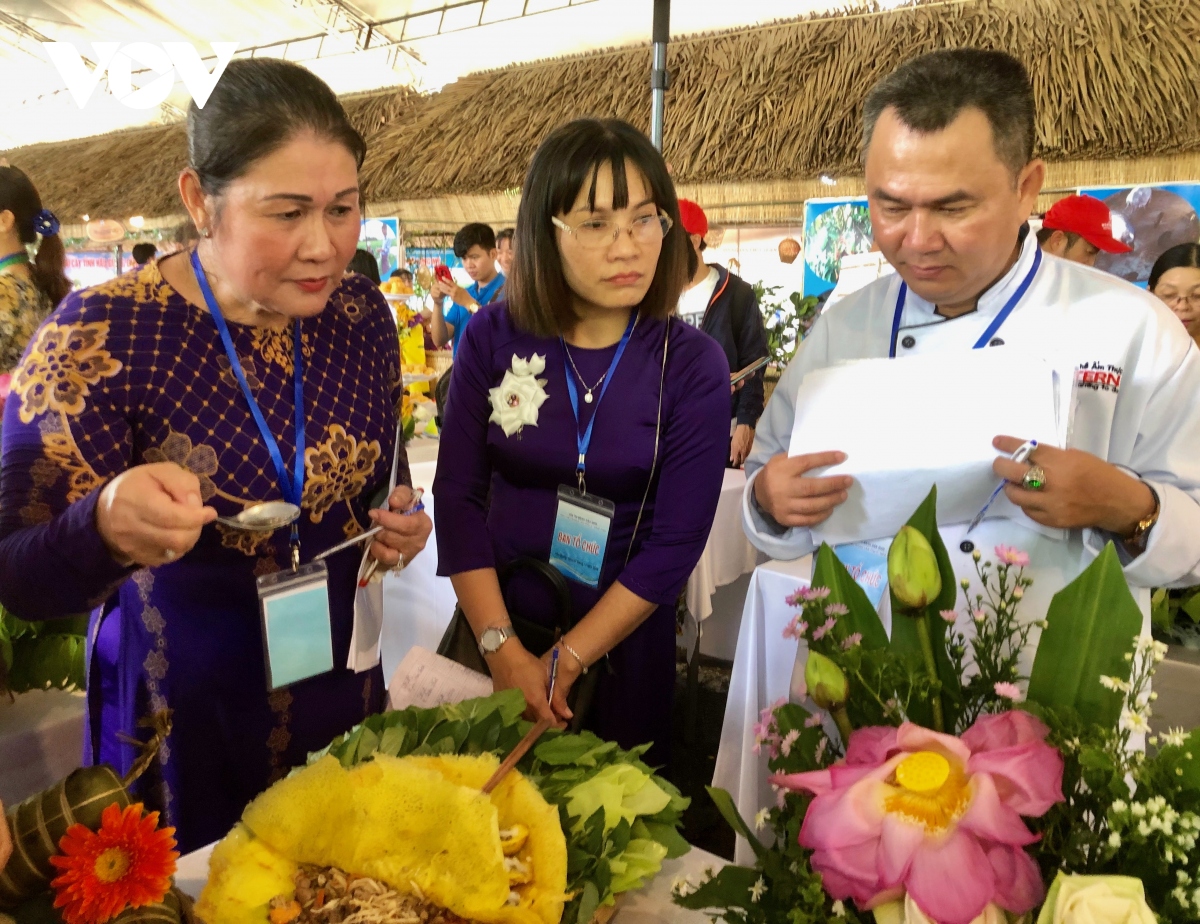 huong vi nam bo tai hoi thi banh dan gian hau giang hinh anh 7