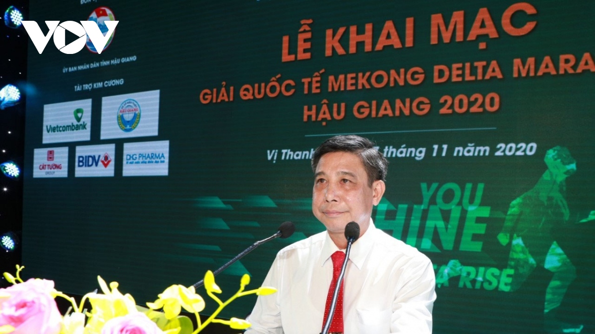 khai mac giai marathon quoc te mekong delta marathon hau giang 2020 hinh anh 1