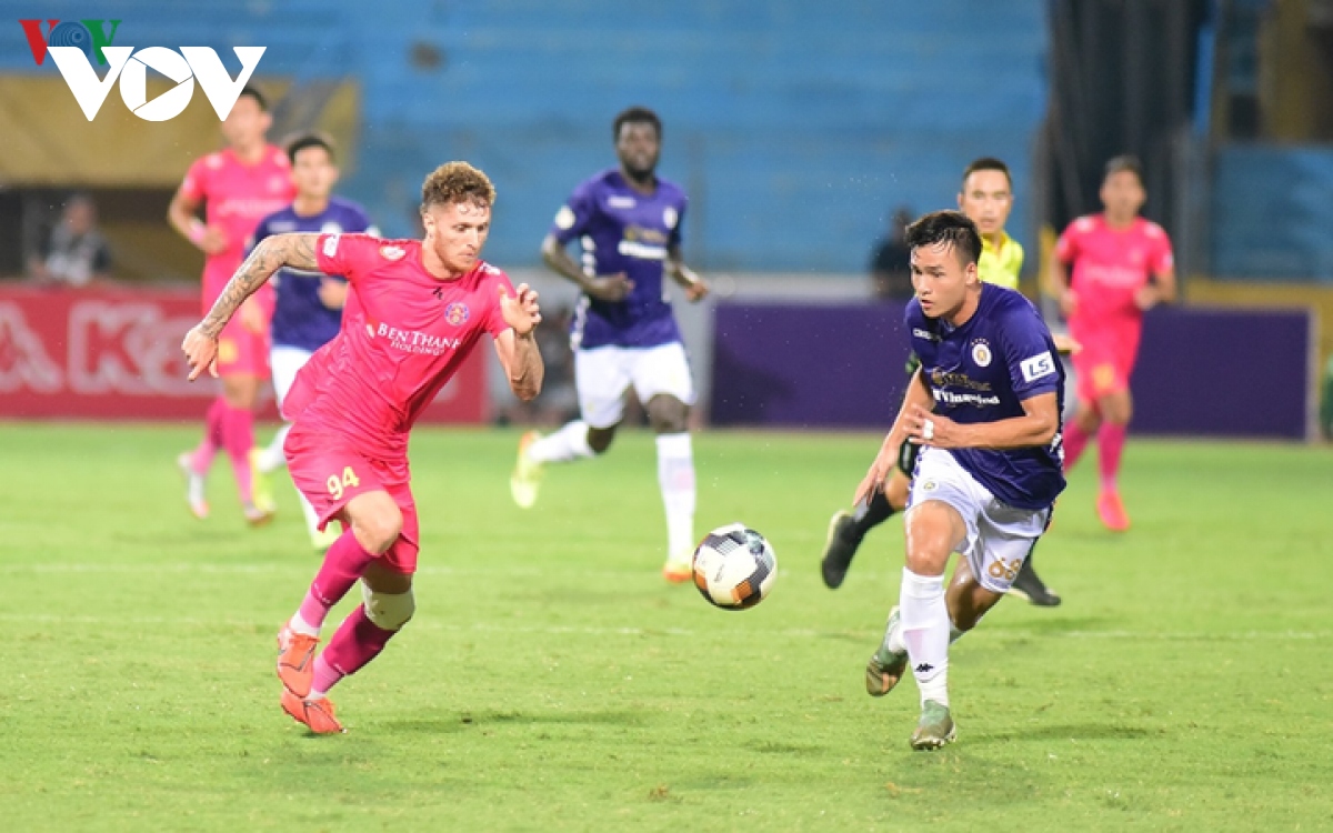 quang hai lap sieu pham, ha noi fc chinh thuc gach ten sai gon fc khoi cuoc dua vo dich hinh anh 1