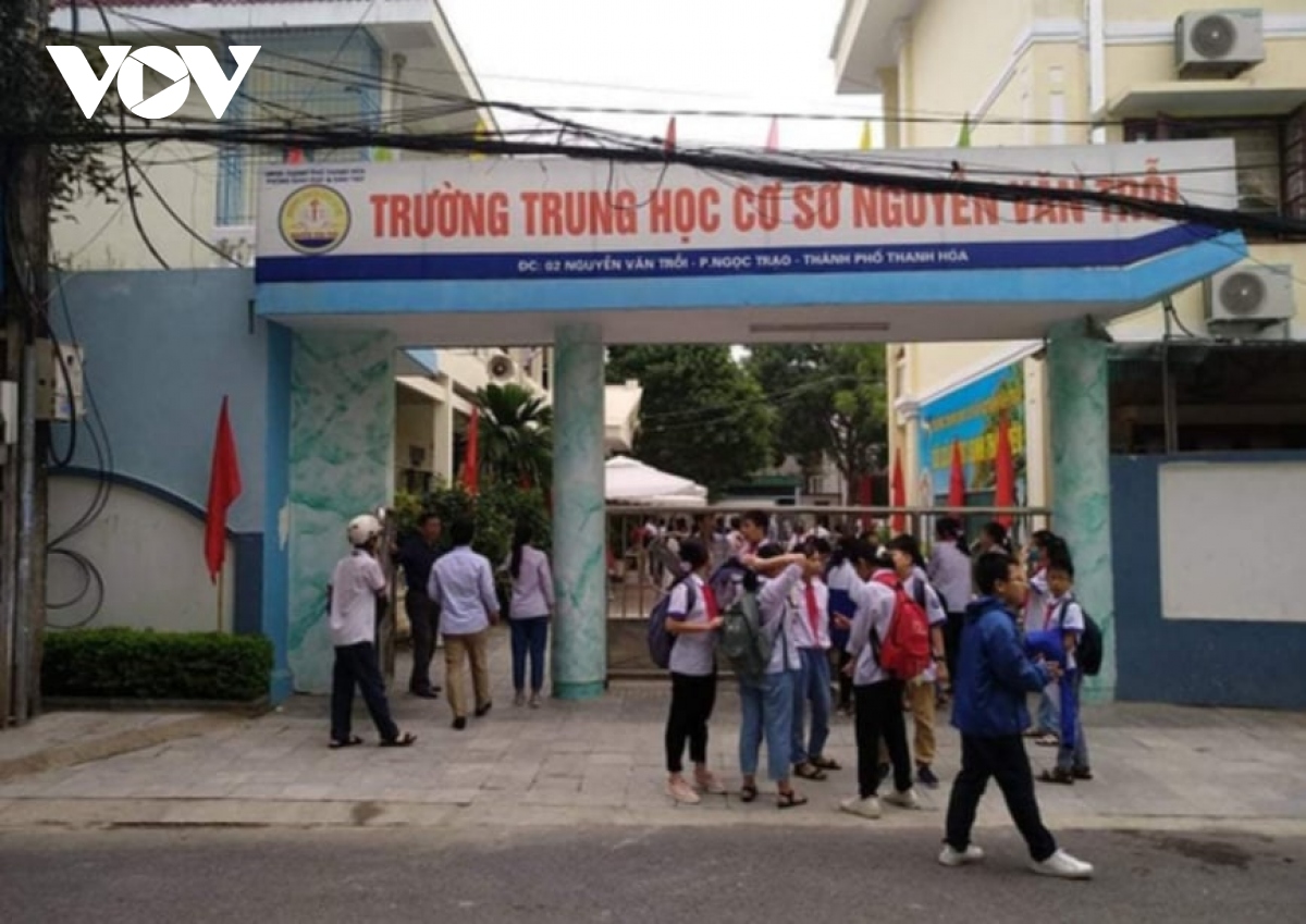 cong an thanh hoa vao cuoc xac minh, lam ro vu nu sinh bi danh hoi dong hinh anh 1