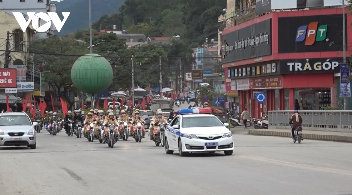 cao bang phat hien, xu ly hang chuc vu vi pham phap luat hinh anh 1