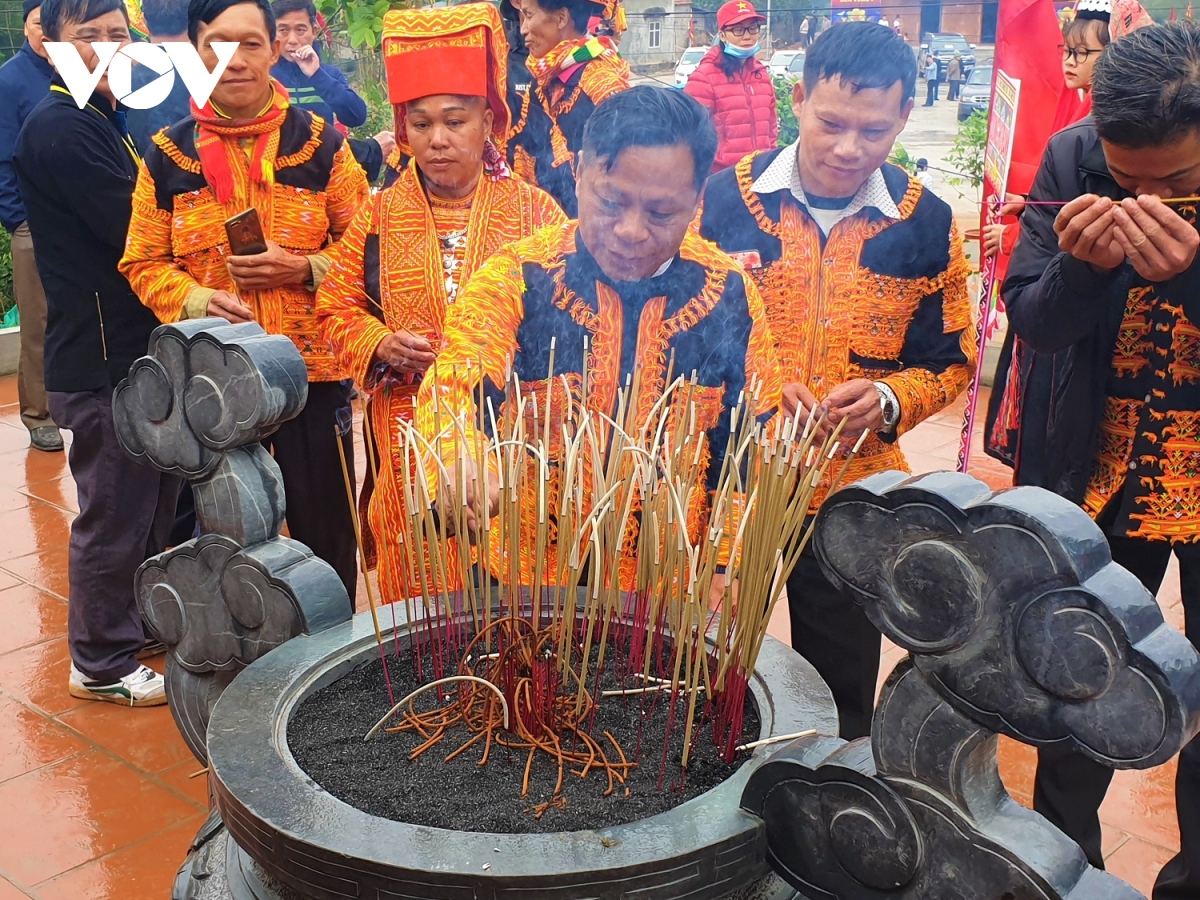 Doc dao le hoi ban vuong cua nguoi dao o quang ninh hinh anh 6