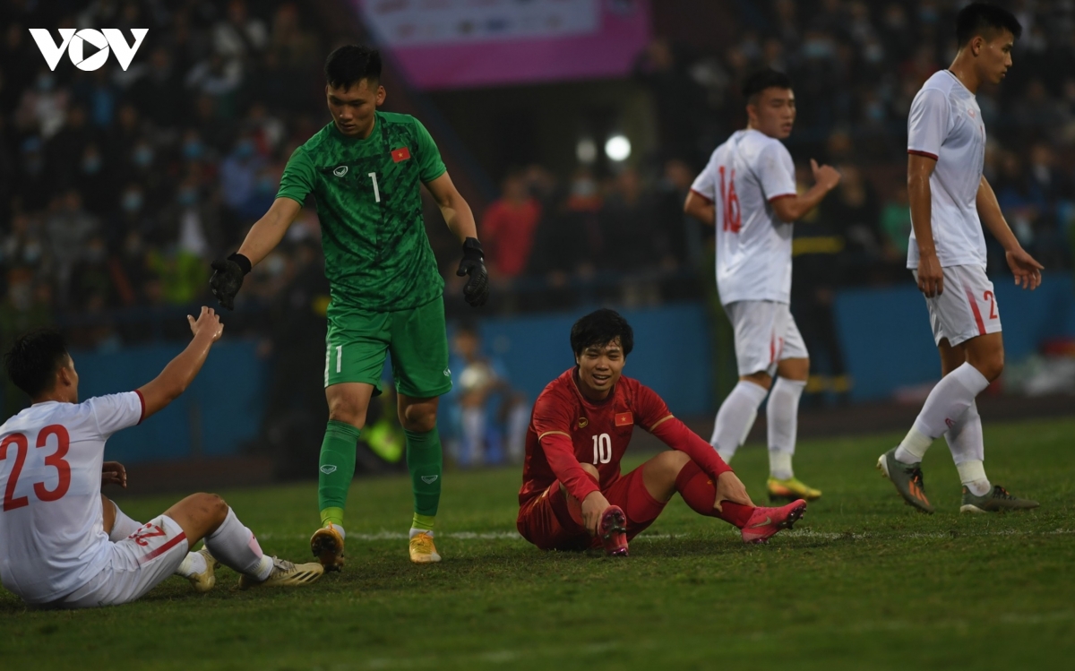 quang hai lap sieu pham, Dt viet nam van bi u22 viet nam cam hoa hinh anh 16