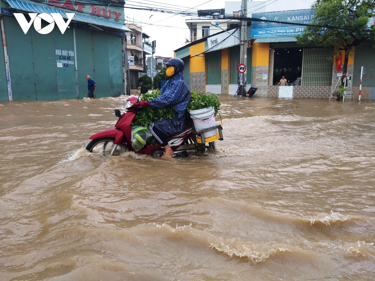 mua, lu lam 2 nguoi chet va mat tich o khanh hoa hinh anh 5