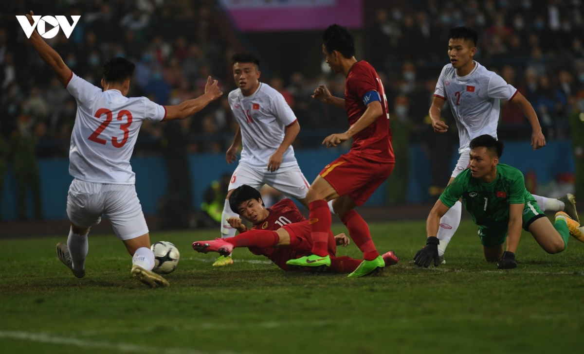 quang hai lap sieu pham, Dt viet nam van bi u22 viet nam cam hoa hinh anh 15