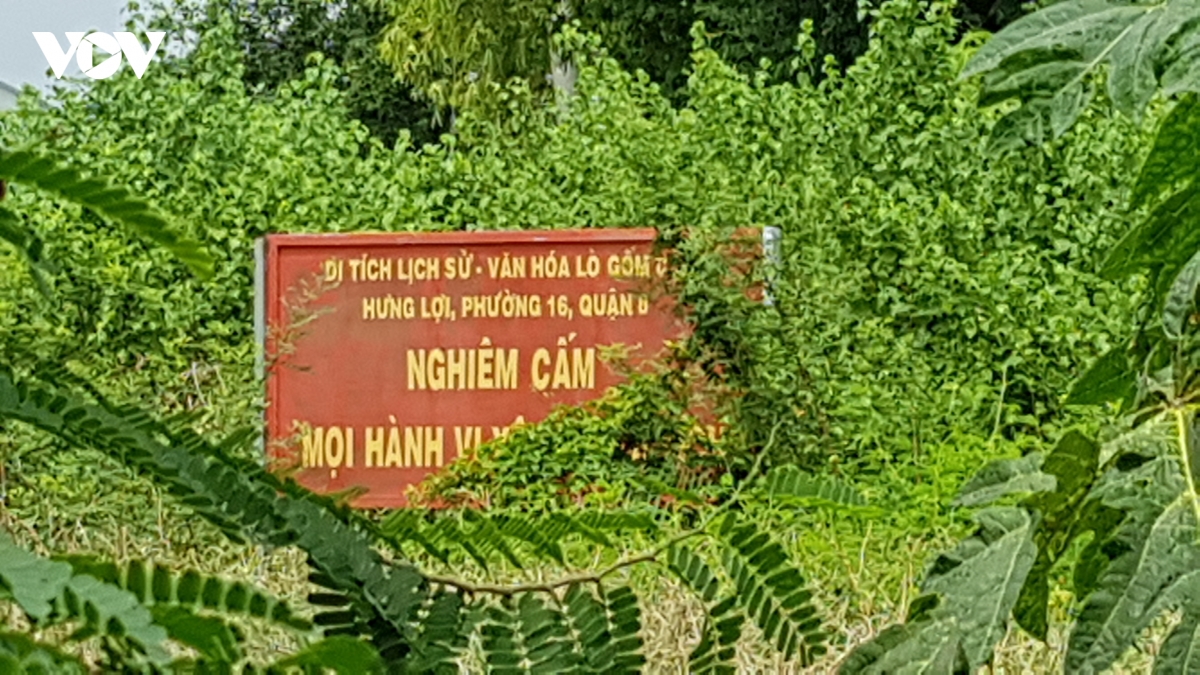 lo gom co hung loi - di tich cap quoc gia dang tro thanh phe tich hinh anh 3