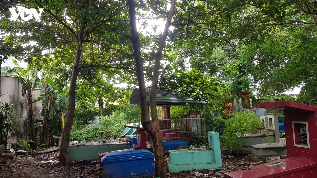 lo gom co hung loi - di tich cap quoc gia dang tro thanh phe tich hinh anh 6