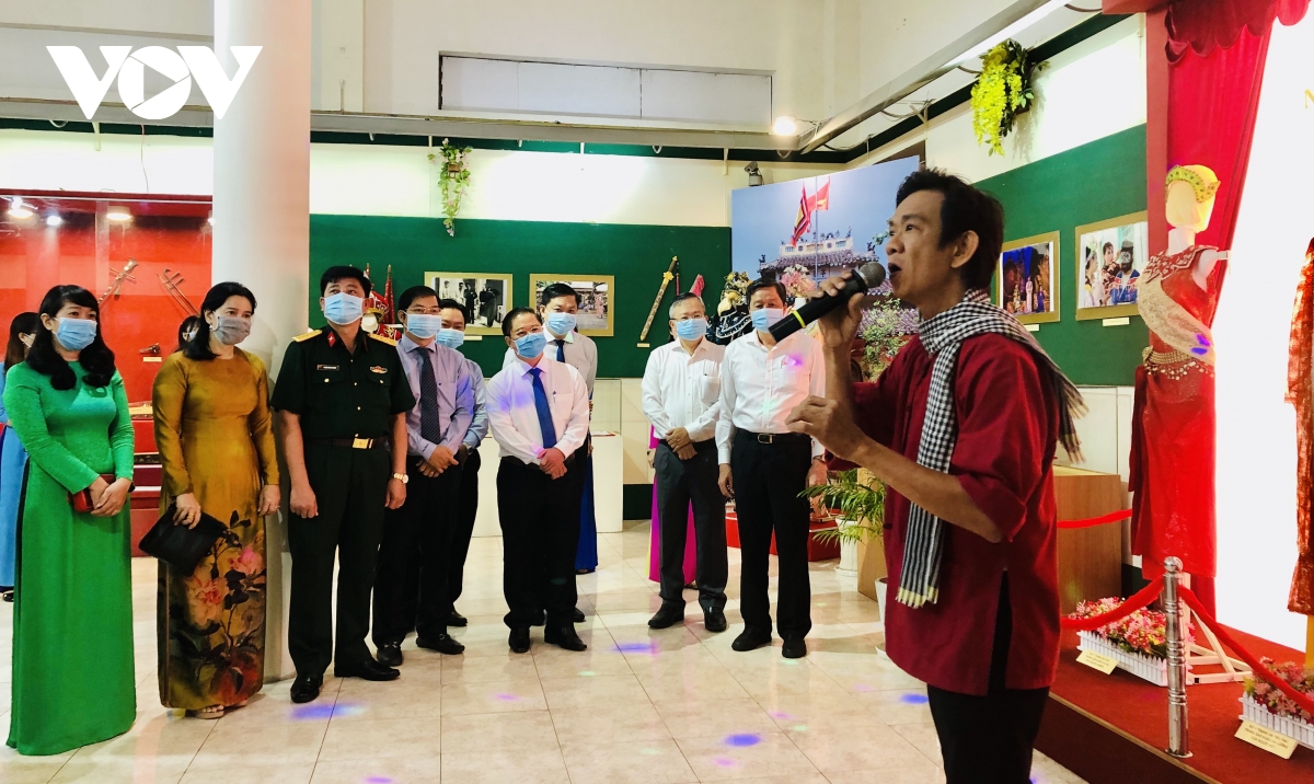 khai mạc triển lãm ảnh Đảng cộng sản việt nam những dấu ấn lịch sử tại cần thơ hình ảnh 3 khai mac trien lam anh Dang cong san viet nam nhung dau an lich su tai can tho hinh anh 3