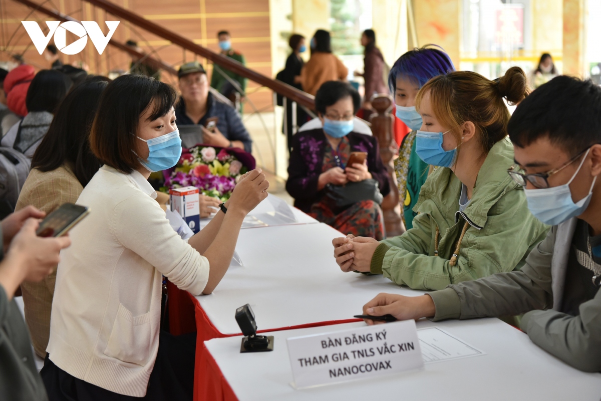 tinh nguyen vien neu vaccine covid-19 thanh cong, toi se duoc bao ve suc khoe dau tien hinh anh 4