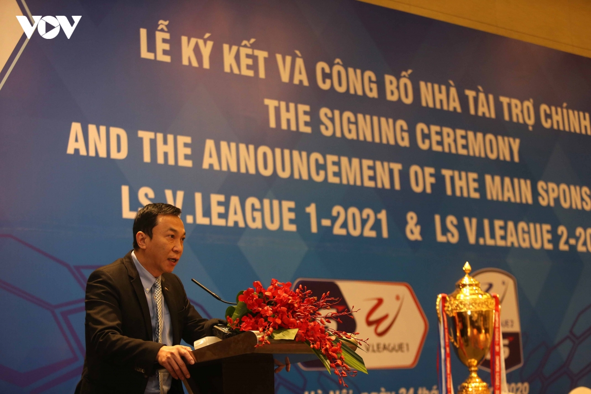 Dai dien nha tai tro v-league 2021 am chi kiatisuk chuan bi dan dat hagl hinh anh 2
