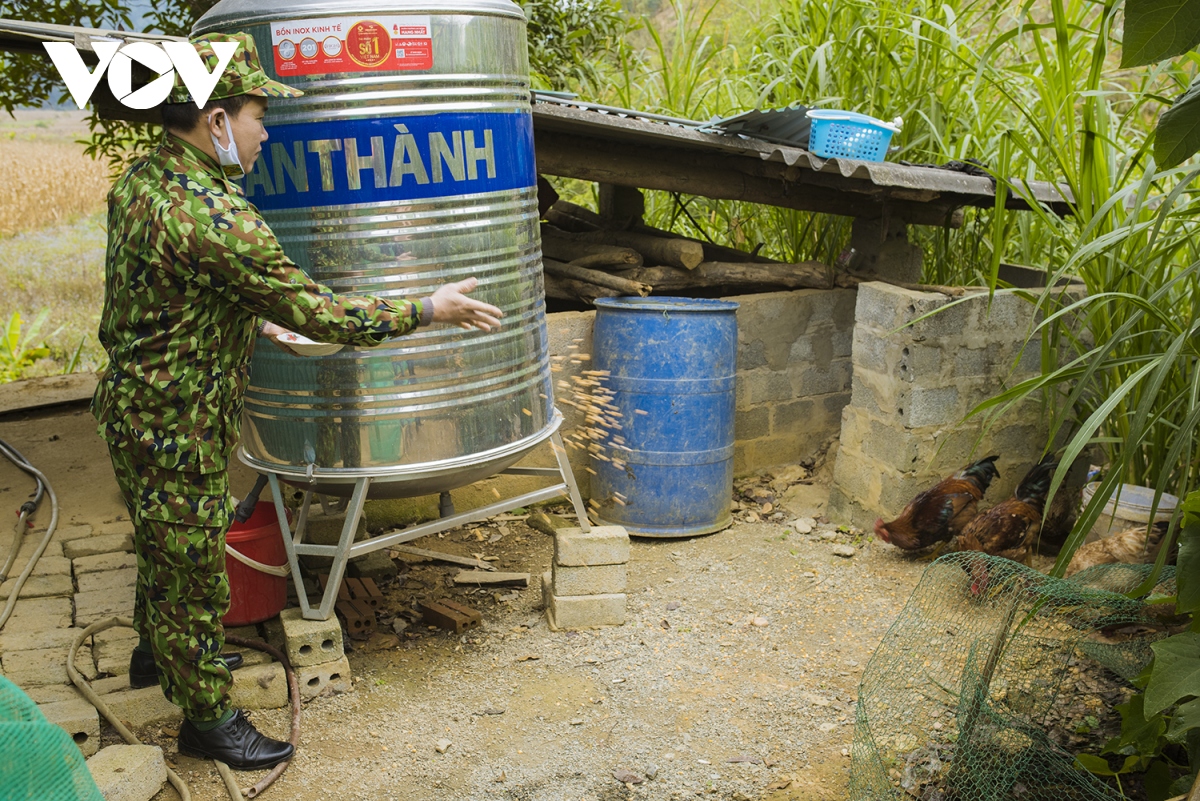 bo doi bien phong ban lau lao cai cang minh chong dich ngay dau nam moi hinh anh 17