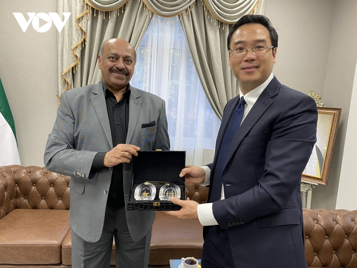 kuwaiti ambassador highlights flourishing ties with vietnam picture 1