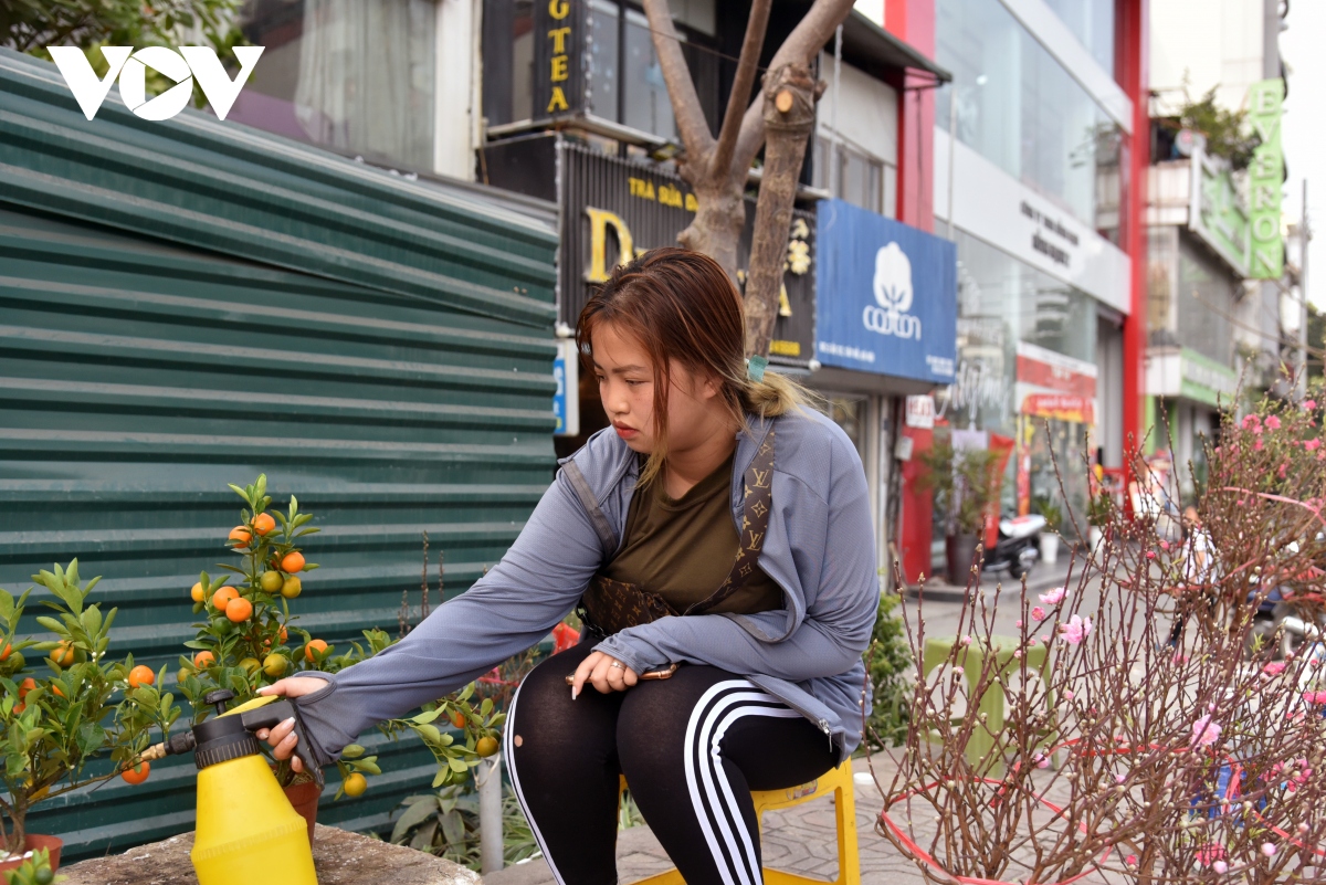 Dao nhat tan, dao tay bac la liet tren pho, nguoi mua van thua vang hinh anh 9