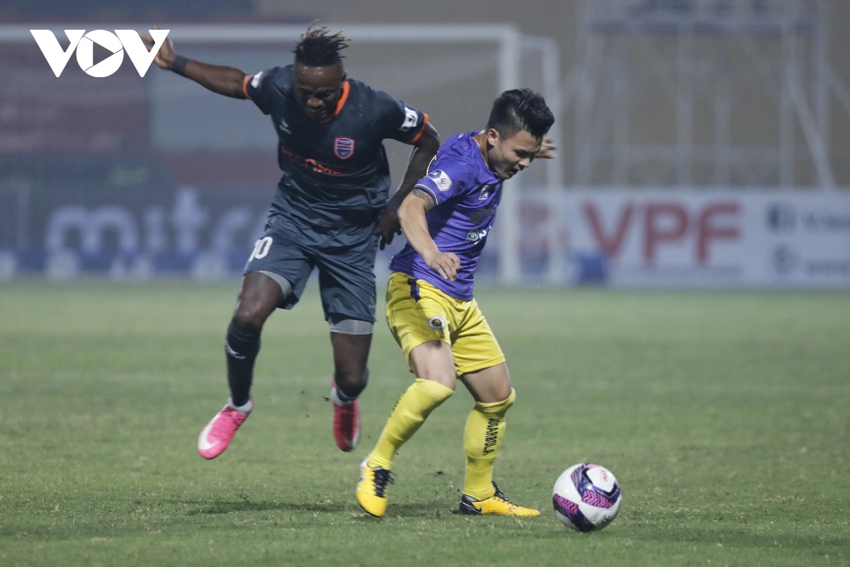 toan canh ha noi fc 1-2 binh duong man loi nguoc dong kho tin hinh anh 9