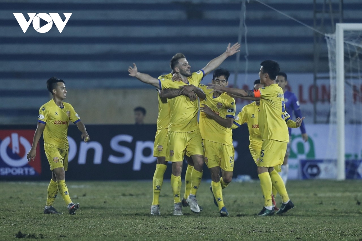 thien truong mo hoi, nam Dinh de bep ha noi fc ngay khai man v-league 2021 hinh anh 19