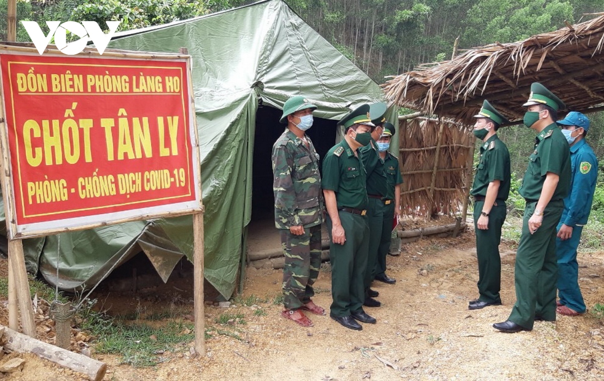 quang binh siet chat nhap canh trai phep tren duong mon loi mo hinh anh 1