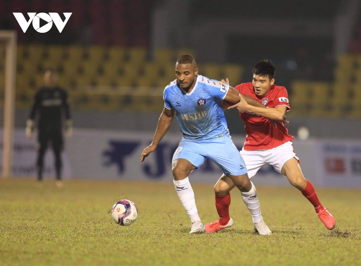 rafaelson ghi ban, Da nang danh bai than quang ninh hinh anh 1