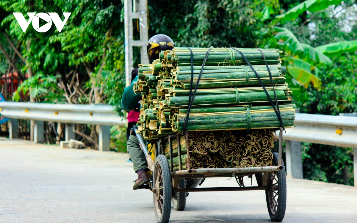 lang huong quang phu cau tat bat nhung ngay cuoi nam hinh anh 4