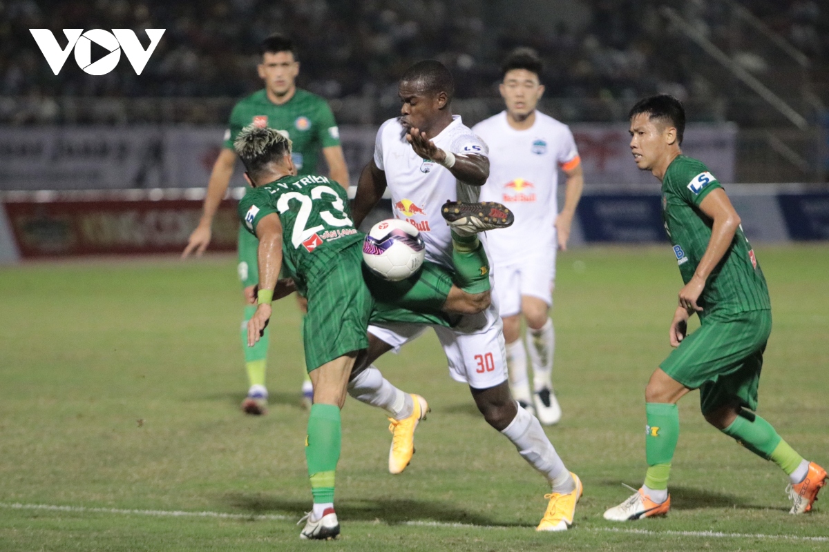 Do merlo ghi ban, sai gon fc gieo sau cho hagl o vong 1 v-league 2021 hinh anh 25