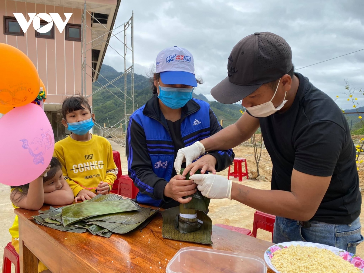 quang ngai cham lo tet cho nguoi ngheo, khong de ai thieu doi hinh anh 3