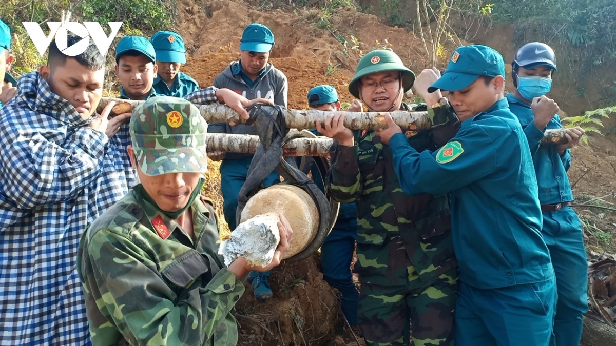 quang nam huy no thanh cong qua bom nang 200 kg hinh anh 1