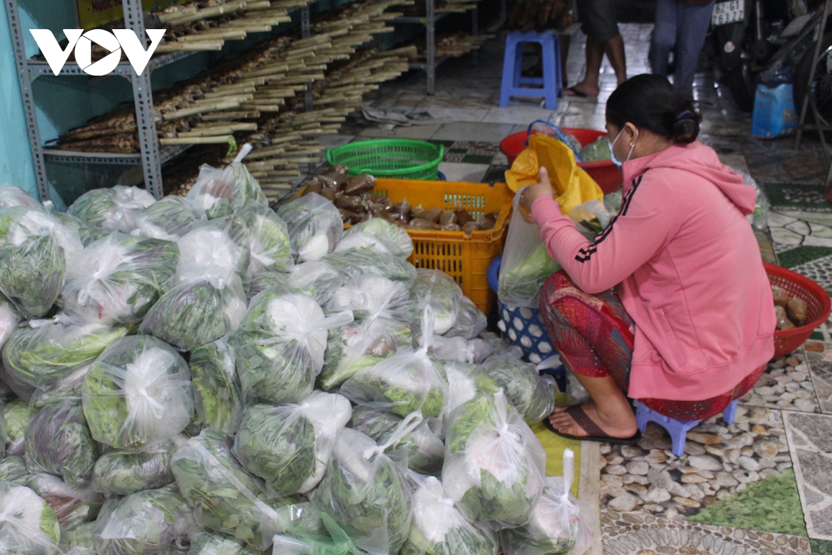 trang dem nuong 3,5 tan ca phuc vu ngay than tai hinh anh 5