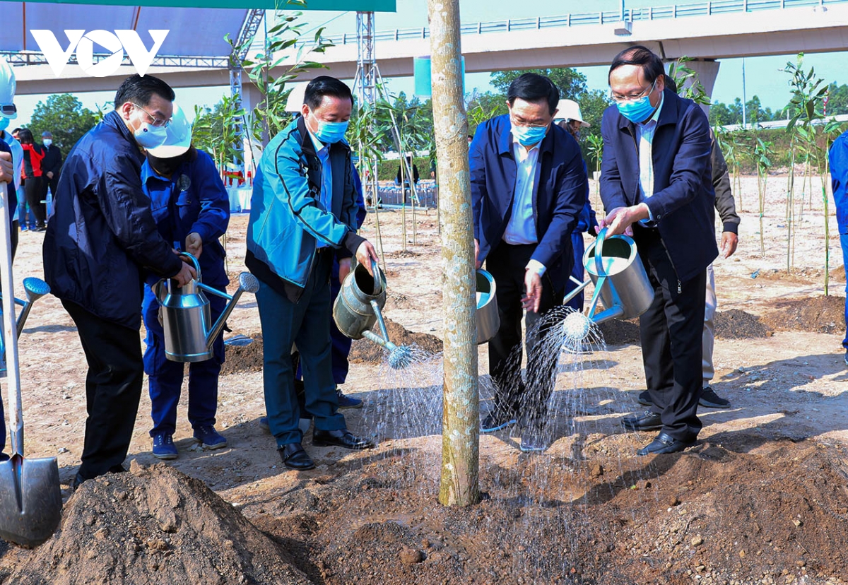 trồng cây để hà nội trở thành thành phố 4 mùa hoa nở hình ảnh 1 trong cay de ha noi tro thanh thanh pho 4 mua hoa no hinh anh 1