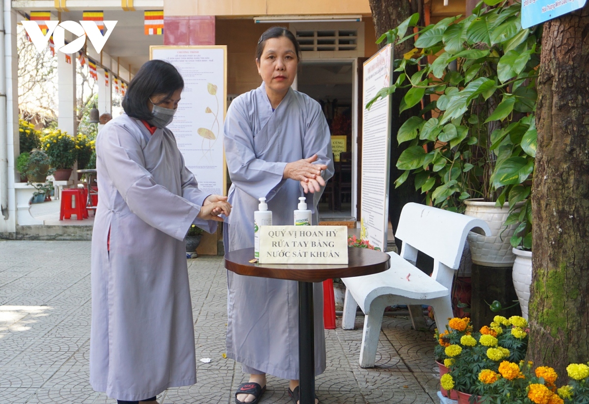 giám sát chặt chẽ công tác phòng chống dịch tại các chùa ở tỉnh thừa thiên huế hình ảnh 2 giam sat chat che cong tac phong chong dich tai cac chua o tinh thua thien hue hinh anh 2