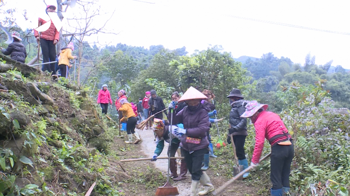 hon 27.000 nguoi huyen bao thang tham gia ve sinh moi truong hinh anh 1