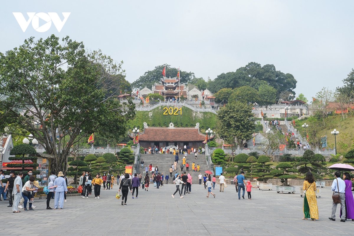 quảng ninh đảm bảo an toàn, văn minh mùa lễ hội ở Đền cửa Ông hình ảnh 1 quang ninh dam bao an toan, van minh mua le hoi o Den cua Ong hinh anh 1