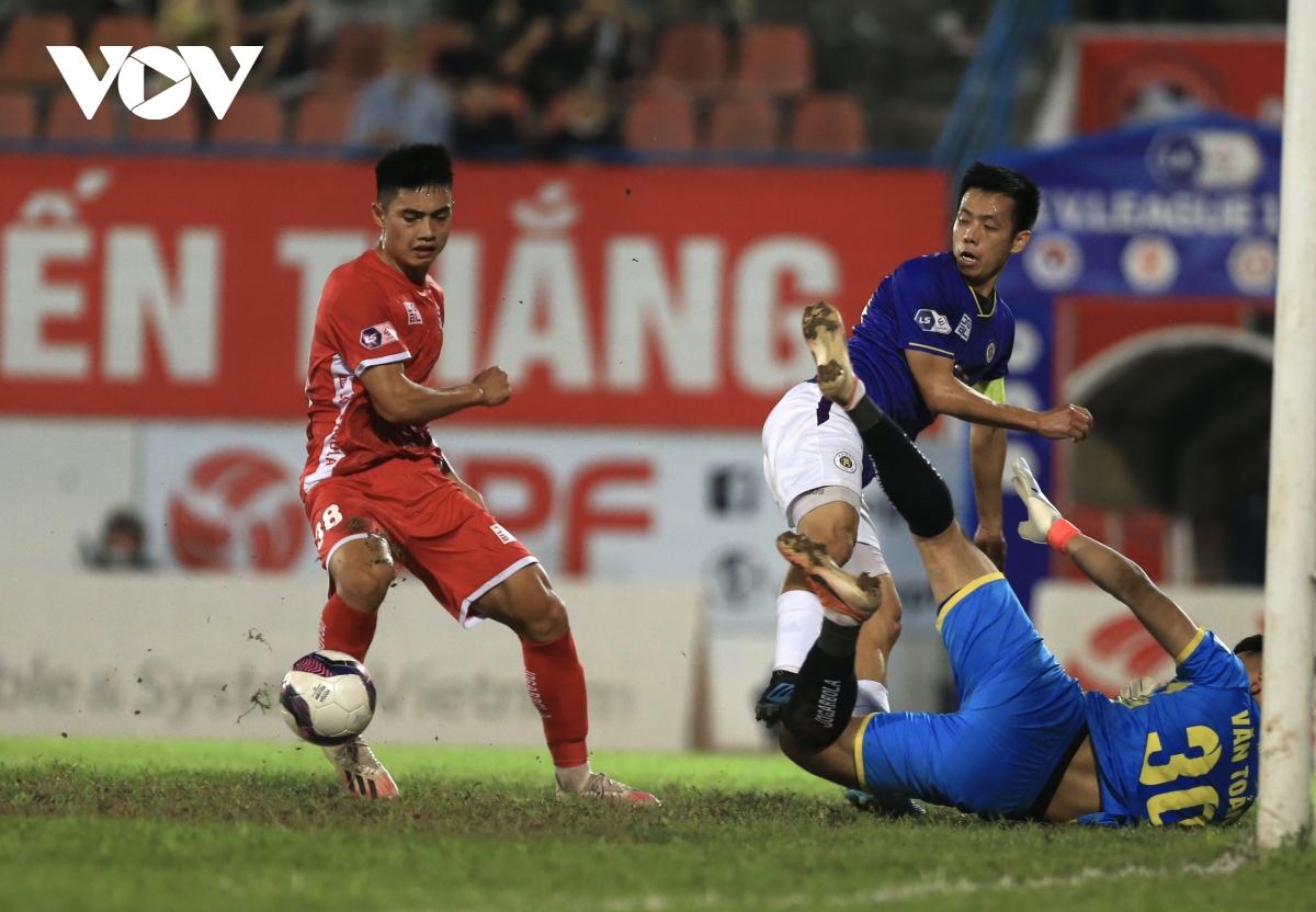 hải phòng 0-2 hà nội fc dàn tuyển thủ việt nam thi nhau tỏa sáng hình ảnh 6 hai phong 0-2 ha noi fc dan tuyen thu viet nam thi nhau toa sang hinh anh 6