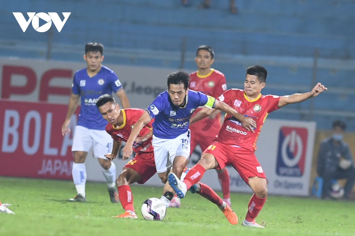 toan canh ha noi fc 3-2 thanh hoa On gioi, bruno day roi hinh anh 6