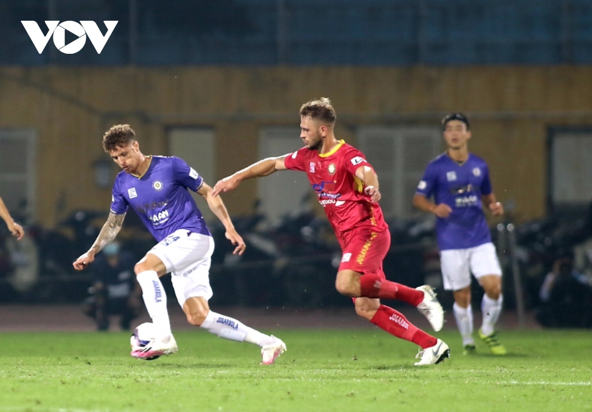 bruno lap cu dup, ha noi fc ha guc thanh hoa sau man ruot duoi ty so hinh anh 30