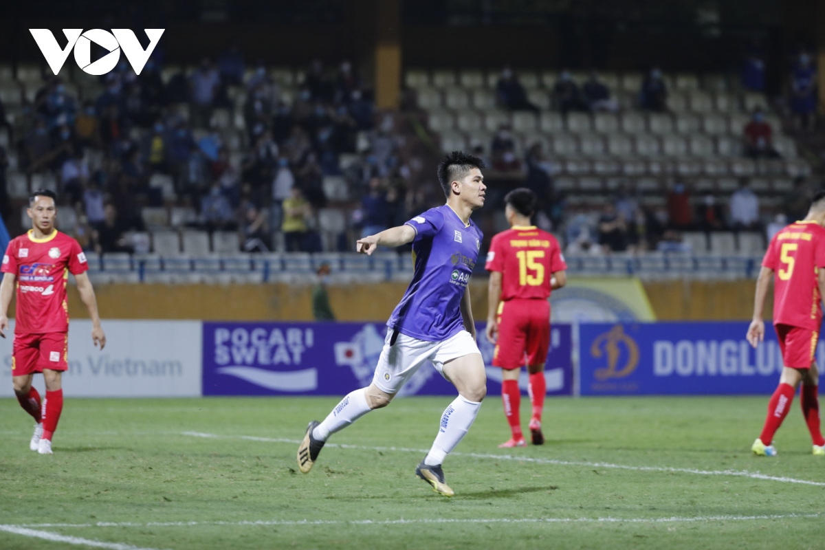 bruno lap cu dup, ha noi fc ha guc thanh hoa sau man ruot duoi ty so hinh anh 18