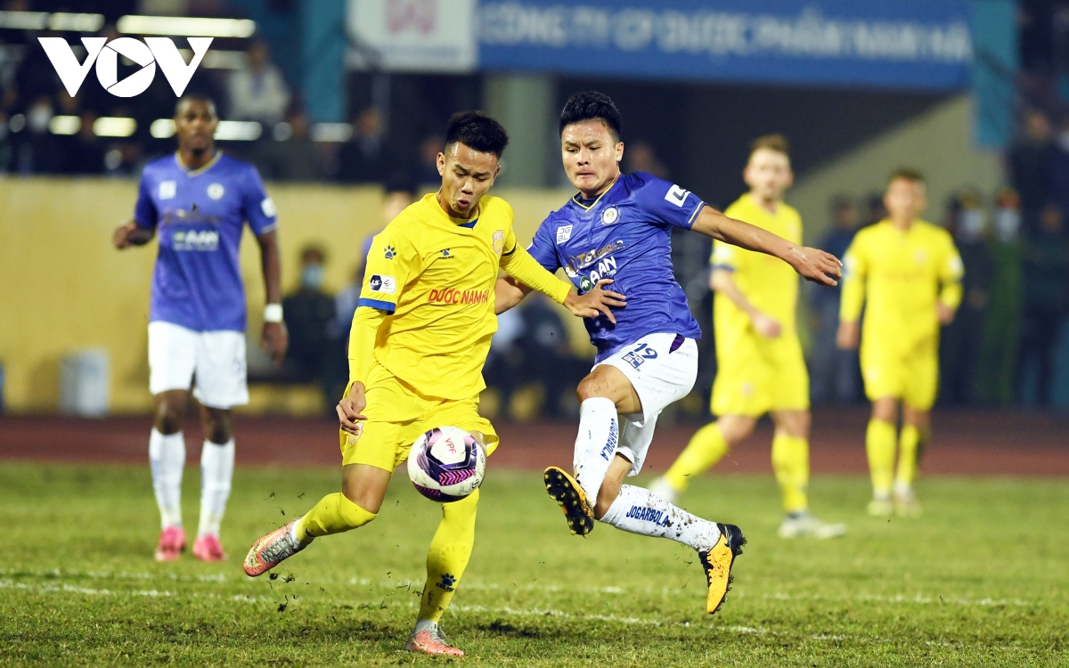 ha noi fc giao luu voi doi mem lam nong truoc tran dau voi hai phong hinh anh 1