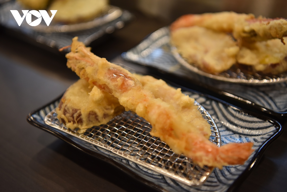 tempura - mon an dac sac cua am thuc nhat ban tai ha noi hinh anh 2