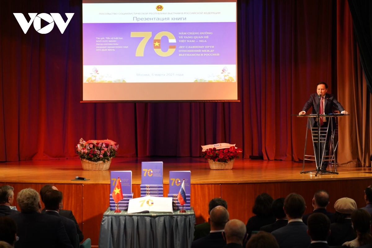 Ra mắt cuốn sách “70 năm chặng đường vẻ vang quan hệ Việt Nam-Nga”