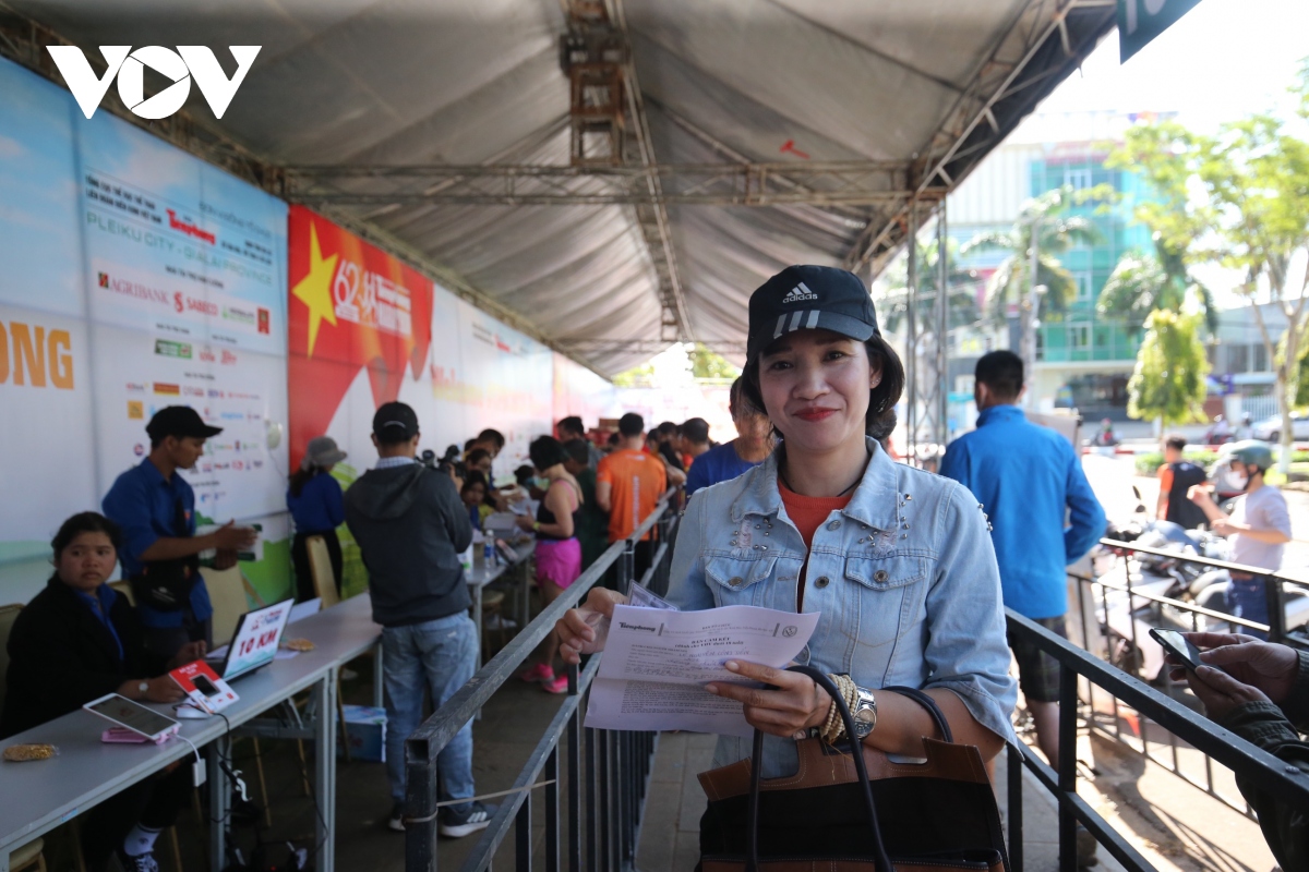 tien phong marathon 2021 Dem nguoc gio g - lan toa giua dai ngan hinh anh 4