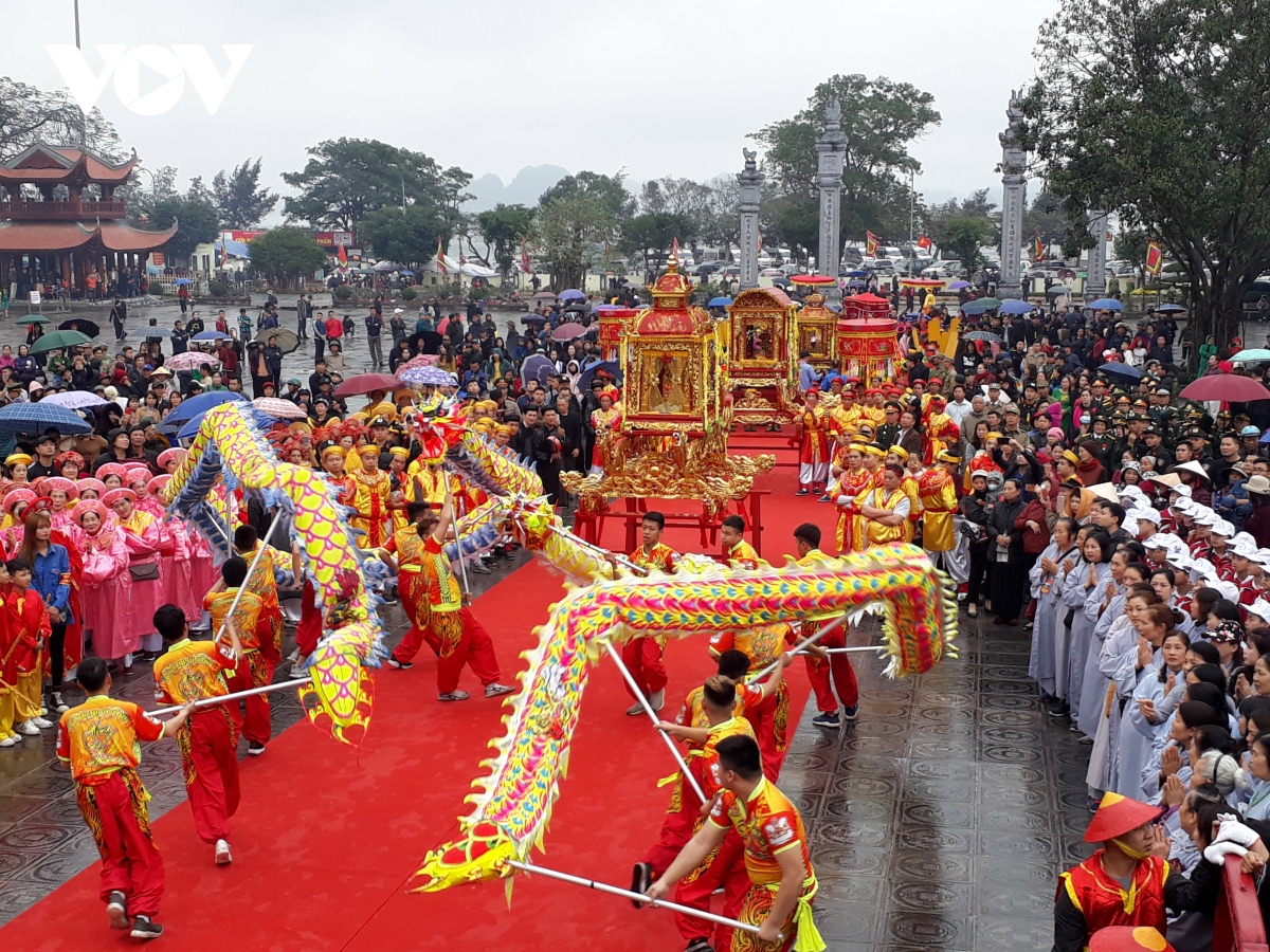 quang ninh dung tat ca cac le hoi van hoa, ton giao den het ngay 23 5 hinh anh 1