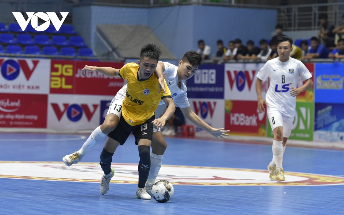 giai futsal hdbank vDqg 2021 thai son bac va thai son nam thang nhoc hinh anh 1