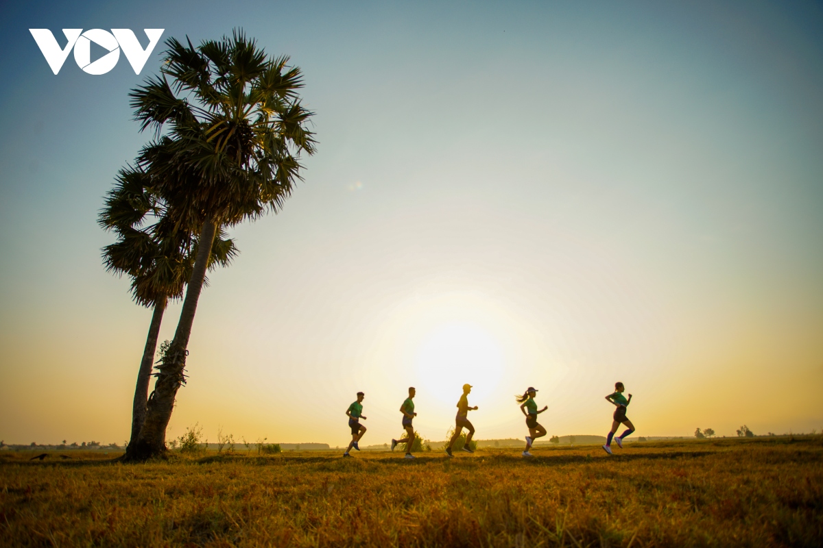 tay ninh lan dau tien to chuc giai marathon kham pha nui ba Den hinh anh 2