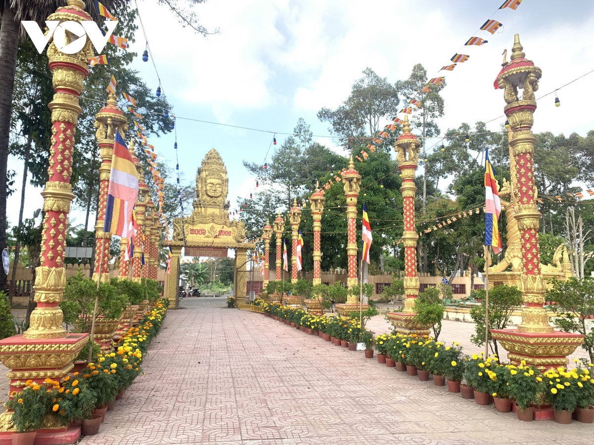 Dong bao khmer nam bo don tet co truyen chol chnam thmay hinh anh 5