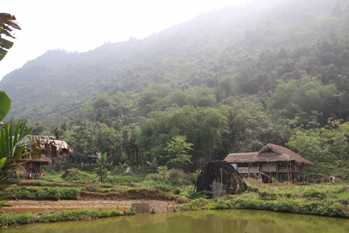 doanh nghiep khai thac da, nguoi dan lang lanh thap thom lo au hinh anh 2